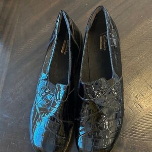 Clarks Glossy Black Embossed Loafers